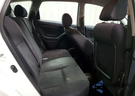 2005 Pontiac Vibe z USA, uszkodzony, nr VIN 5Y2SL638X5Z462881